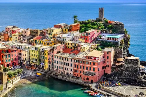 Visita guiada en grupo a Le Cinque Terre + almuerzo